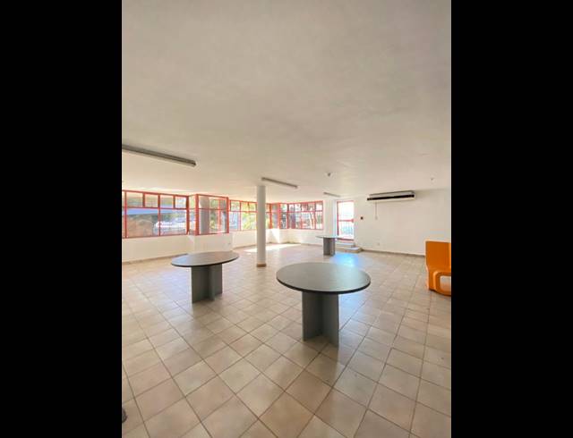 3,086M² WAREHOUSE TO LET IN STRIJDOMPARK